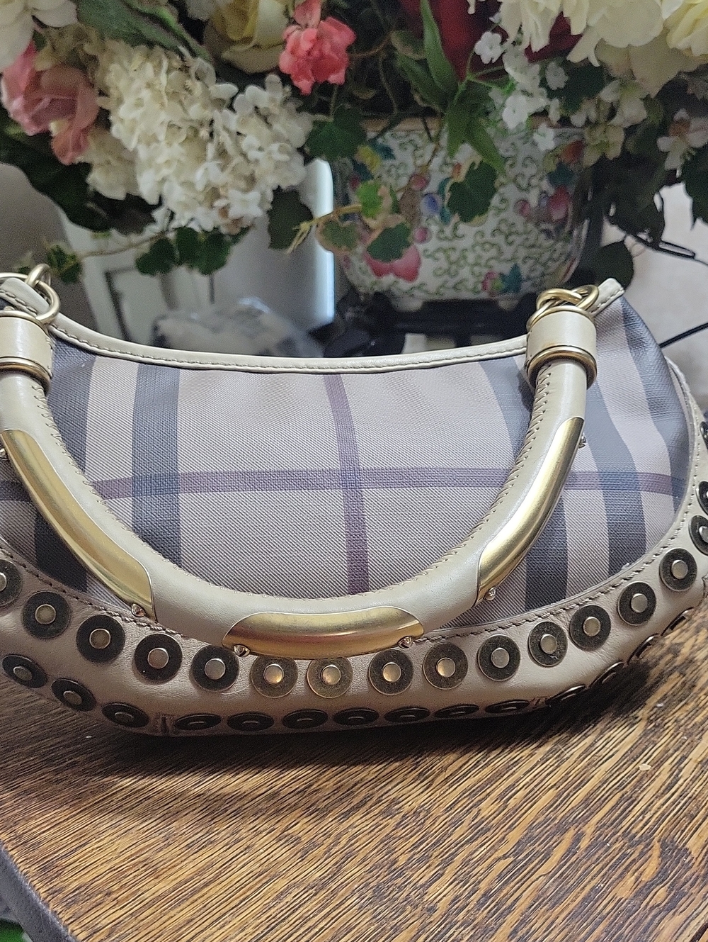 BURBERRY ALVERTON VINTAGE WARRIOR GROMMET EMBELLISHED SHOULDER BAG